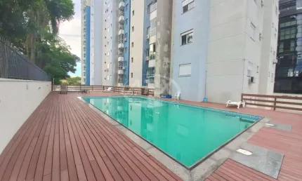Apartamento com 2 quartos à venda na Avenida Victor Barreto, 2138, Centro, Canoas por R$ 450.000