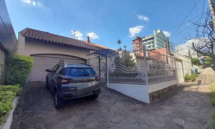 Casa com 2 quartos à venda na Rua Anita Garibaldi, 315, Centro, Canoas por R$ 852.000