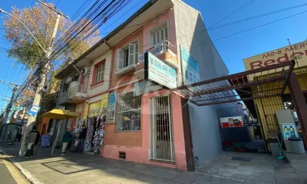 Casa com 4 quartos à venda na Rua Santana, 693, Farroupilha, Porto Alegre por R$ 490.000