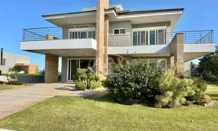 Casa em condomínio fechado com 4 quartos à venda na Nelson Gonçalves - Rs 389 Av. B Ímpar Lt1qd6, 20, Atlântida Sul (Distrito), Osório por R$ 2.890.000