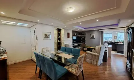 Apartamento com 3 quartos à venda na Rua Anita Garibaldi, 345, Centro, Canoas por R$ 900.000