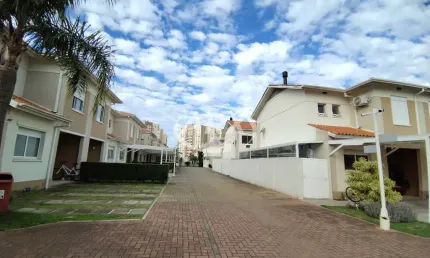 Casa em condomínio fechado com 3 quartos à venda na rua aurora, 1200, marechal rondon, canoas por r$ 990.000