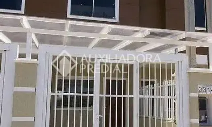 Casa com 2 quartos à venda na Avenida Flores Da Cunha, 3318, Centro, Tramandaí, 66 m2 por R$ 229.990