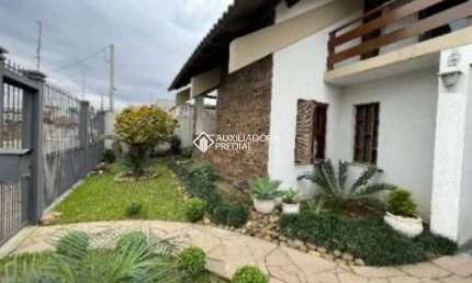 Casa com 3 quartos para alugar na Rua Clóvis Pestana, 108, Vila Imbui, Cachoeirinha, 250 m2 por R$ 9.990