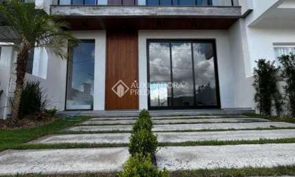 Casa com 3 quartos à venda na Avenida Centenário, 1011, Centro, Gravataí, 141 m2 por R$ 1.190.000