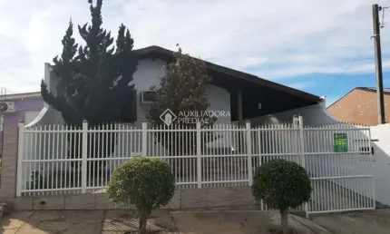 Casa com 2 quartos para alugar na Rua Osório Correia, 345, Vila Parque Brasília, Cachoeirinha, 72 m2 por R$ 2.200