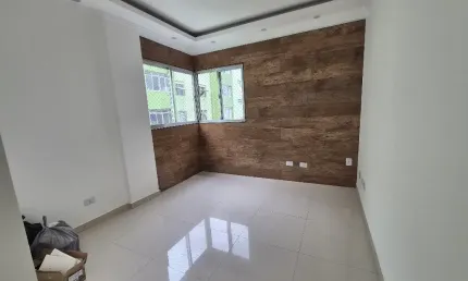 Apartamento de 1 dormitório 45m² na Aparecida com Vista Mar 410mil
