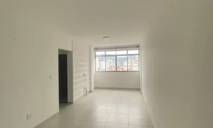 Apartamento de 2 dormitórios com 80m²  no campo grande 585mil