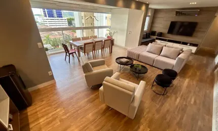 Apartamento de 2 dormitórios sala ampliada 111m² no porto cidade