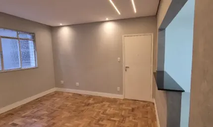 Apartamento de 3 dormitórios 81m² totalmente reformado no Embare
