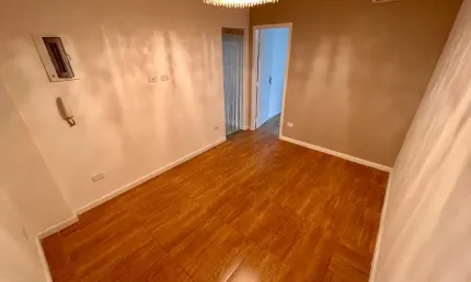 Apartamento de  48m² na quadra da praia no gonzaga totalmente reformado 360mil
