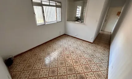 Apartamento de 1 dormitório 57m²,  2 quadras da praia na  Pompeia
