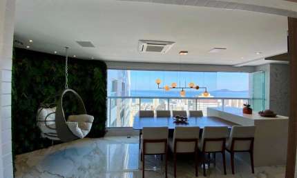 Apartamento de 3 dormitórios 134m² Vista Mar no Castell di Gonzaga