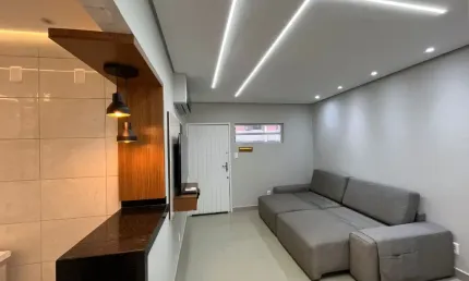 Apartamento de 1 dormitório 61m² frente mar na Aparecida 440mil