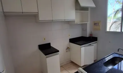 Apartamento com 2 quartos para alugar na Rua Albano Martins, Jardim Ubirajara, Cuiabá