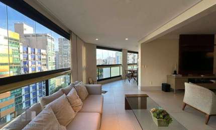 Apartamento na Praia no Canto! Esse Apê Vai Roubar Seu Coração!