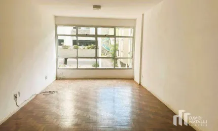 Apartamento no Miolo da Praia do Canto com 3 Quartos e 120m²