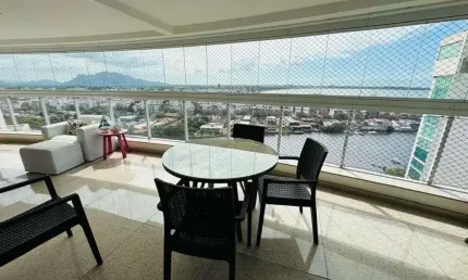 Apartamento com 4 suítes e vista privilegiada no barro vermelho