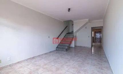 Sobrado com 2 dormitórios para alugar, 106 m² por R$ 2.803,20/mês - Cidade Jardim Cumbica - Guarulhos/SP