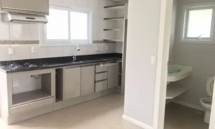 Casa em condomínio fechado com 2 quartos à venda na Rua João Simplício, 456, Centro, Canela, 90 m2 por R$ 848.000
