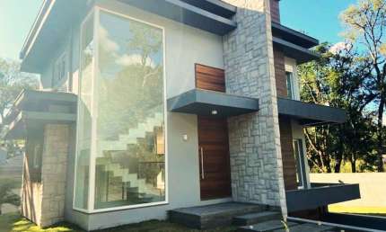 Casa com 3 quartos à venda na Cerejeira, 200, Carniel, Gramado, 350 m2 por R$ 3.753.000