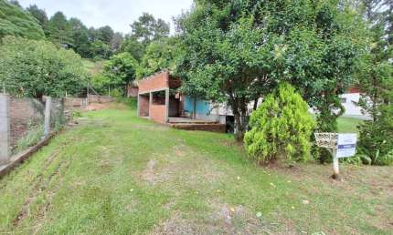 Terreno à venda na 12 De Outubro, 10, Vale dos Pinheiros, Gramado, 891 m2 por R$ 400.000