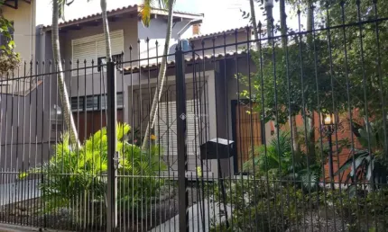 Casa com 4 quartos à venda na Rua Vital Brasil, 160, Jardim Itu Sabará, Porto Alegre, 174 m2 por R$ 912.000