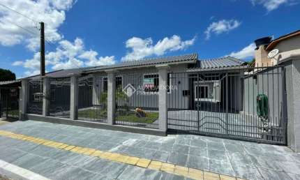 Casa em condomínio fechado com 4 quartos à venda na JOSE ALVES PEREIRA, 410, Girassol, Gravataí, 160 m2 por R$ 649.000