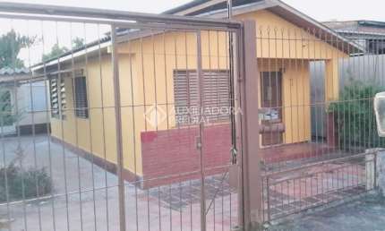 Casa com 2 quartos à venda na Rua Maracanã, 73, Passo das Pedras, Porto Alegre, 117 m2 por R$ 280.000