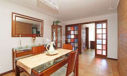 Casa em condomínio fechado com 3 quartos à venda na Rua Professor Leopoldo Tietbohl, 380, Jardim Itu Sabará, Porto Alegre, 388 m2 por R$ 998.000