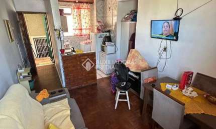 Apartamento com 2 quartos à venda na Avenida Adelino Ferreira Jardim, 635, Rubem Berta, Porto Alegre, 43 m2 por R$ 96.000