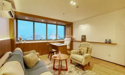 Sala comercial à venda na Avenida Assis Brasil, 2827, Cristo Redentor, Porto Alegre, 37 m2 por R$ 430.000