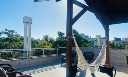 Cobertura com 3 quartos à venda na Rua Vasco de Oliveira Gondin, 430, Canasvieiras, Florianópolis, 142 m2 por R$ 900.000