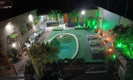 Casa com 3 quartos à venda na Rua Marechal Humberto de Alencar Castelo Branco, 485, Aparecida, Alvorada, 170 m2 por R$ 960.000