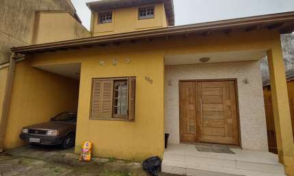 Casa com 4 quartos à venda na Rua Professor José Maria Rodrigues, 100, Vila Ipiranga, Porto Alegre, 300 m2 por R$ 520.000