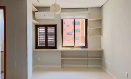 Sala comercial à venda na Avenida Getúlio Vargas, 1644, Menino Deus, Porto Alegre, 26 m2 por R$ 249.900