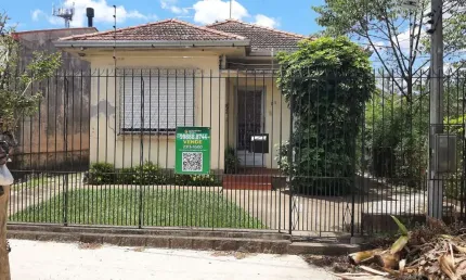 Casa com 2 quartos à venda na Rua Serafim Alencastro, 81, Sarandi, Porto Alegre, 145 m2 por R$ 450.000