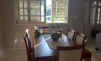 Casa com 4 quartos à venda na Avenida Salvador Leão, 578, Sarandi, Porto Alegre, 201 m2 por R$ 990.000