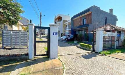 Terreno em condomínio fechado à venda na Rua Adalberto Severo de Moraes, 152, Passo das Pedras, Porto Alegre, 280 m2 por R$ 255.000