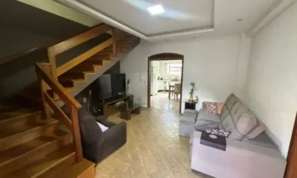 Casa com 4 quartos à venda na Rua Monte Bonito, 32, Jardim Floresta, Porto Alegre, 200 m2 por R$ 1.200.000