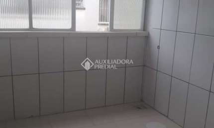 Apartamento com 2 quartos à venda na Rua dos Maias, 1409, Rubem Berta, Porto Alegre, 38 m2 por R$ 100.000