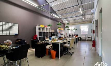 Prédio à venda na Avenida Brino, 241, Santa Maria Goretti, Porto Alegre, 300 m2 por R$ 2.330.000