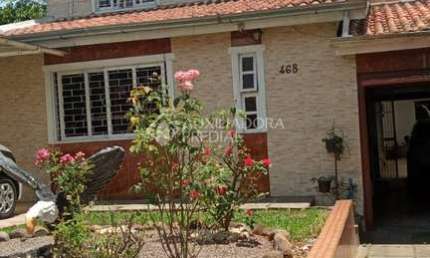 Casa com 5 quartos à venda na Rua Tupi, 468, Vila Monte Carlo, Cachoeirinha, 250 m2 por R$ 400.000