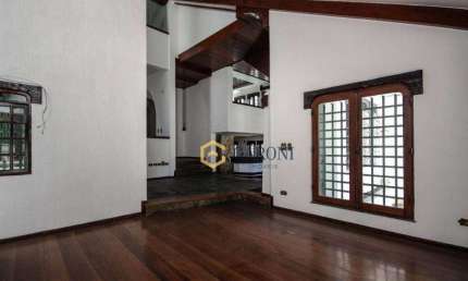 Belo Sobrado com três pavimentos à VENDA - 600m² de area construída, no bairro Alto da Lapa em S. Paulo