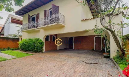 Sobrado com 4 suítes à venda, 440 m² Bairro Boaçava - SP