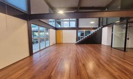 Sala comercial com 4 salas para alugar na Rua Andrade Fernandes, Alto de Pinheiros, São Paulo
