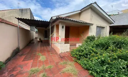 Ótimo terreno plano com casa antiga para venda em osasco, km 18.