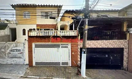 Sobrado a venda em osasco, cipava com 03 dormitórios.
