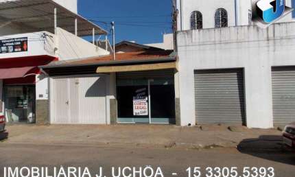 Casa com salão de cabeleireiro a venda em Tatuí/SP - Avenida Principal