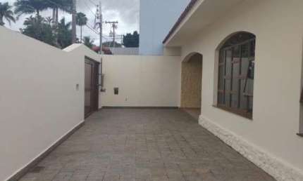 LINDA CASA A VENDA NO BAIRRO CHÁCARA JUNQUEIRA EM TATUÍ/SP